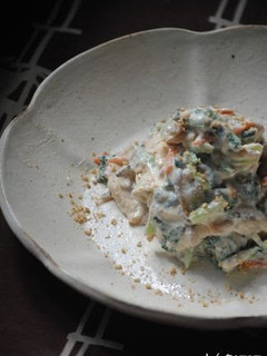 A picture of Shira-ae (Mashed Tofu with Spinach and Konnyaku).