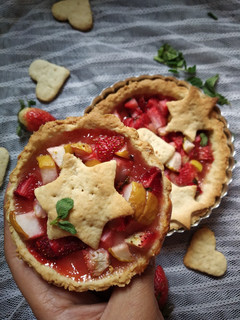A picture of Strawberry pie.