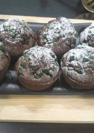 A picture of Chocolate cup cake.