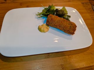 Salmon and spinach croquettes