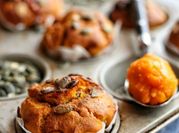 Une photo de muffin citrouille