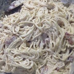 A picture of Filipino Style Creamy Carbonara.