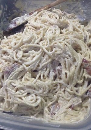 A picture of Filipino Style Creamy Carbonara.