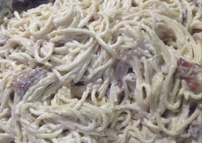 Filipino Style Creamy Carbonara