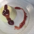 Panna cotta con mermelada de frutos rojos