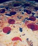 HU3RAz♡ PiZZA ;)
