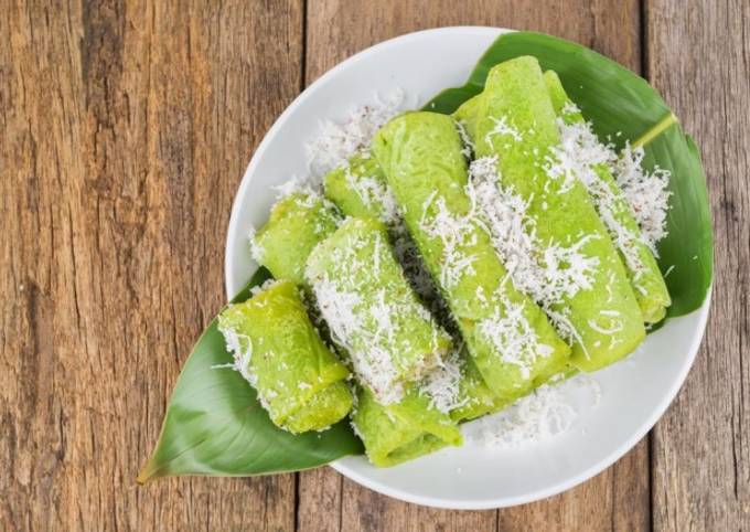 Step-by-Step Guide to Prepare Quick Kue dadar gulung