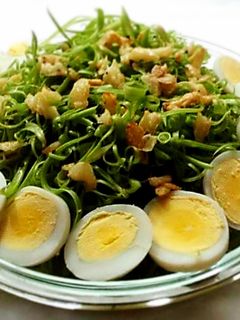 Hình của món Rau muống chẻ trộn dầu giấm.