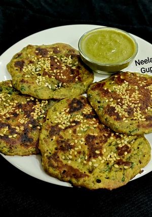 बाजरी के चमचममिया (Bajri ki cham chamiya recipe in Hindi) रेसिपी मुख्य फोटो