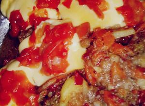Foto principal de Churrascos a la cacerola con queso y morrón rojo al vinagre