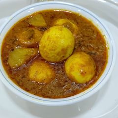 A picture of Egg potato curry.