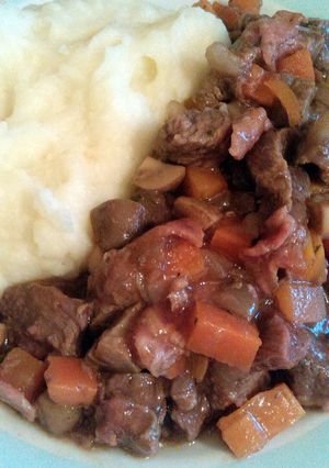 A picture of Vickys Boeuf Bourguignon, GF DF EF SF NF.