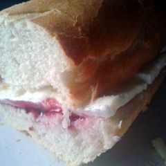 A picture of Cran-Brie Baguette.