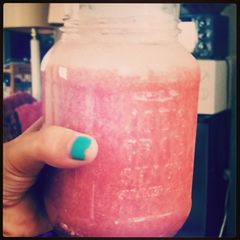 A picture of Lilhpster's Peachy Pearberry Juice.