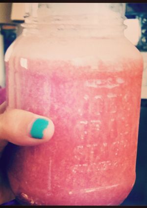 A picture of Lilhpster's Peachy Pearberry Juice.