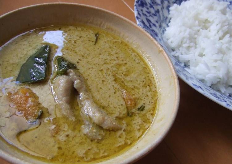 Delicious 20 Minutes in a Frying Pan: Thai Green Curry