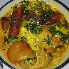 A picture of Ugu and okro soup.
