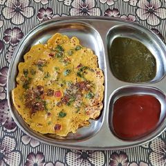 A picture of Besan chilla.