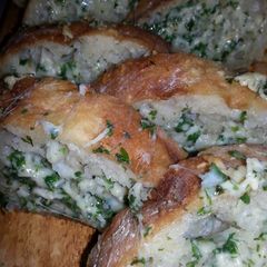 A picture of GARLIC BREAD.......