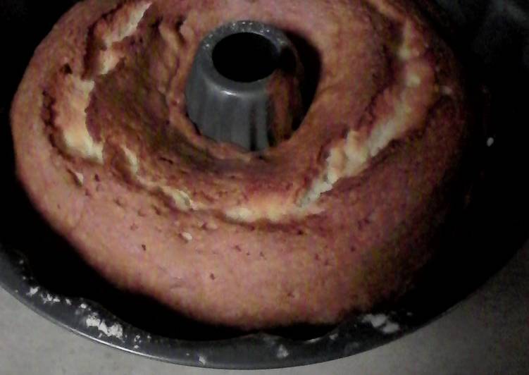 Old Fashioned Pound Cake