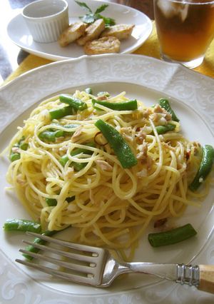 A picture of Tuna and Green Bean Aglio, Olio e Peperoncino.