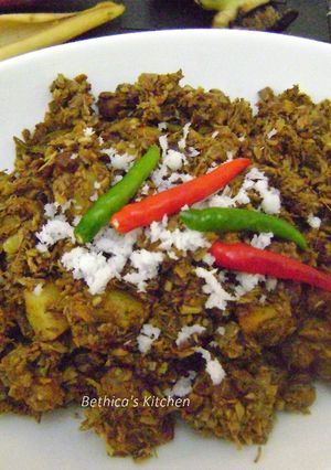 A picture of Mochar Ghonto (Banana Blossom Curry - Bengali Style).
