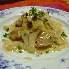 A picture of Soy Sauce Flavored Chicken in Cream Sauce.