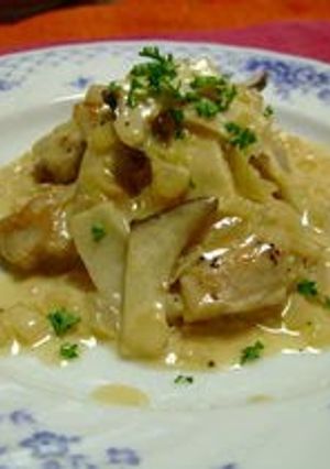 A picture of Soy Sauce Flavored Chicken in Cream Sauce.