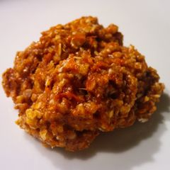 A picture of Carrot Oatmeal Cookies (no added sugar).