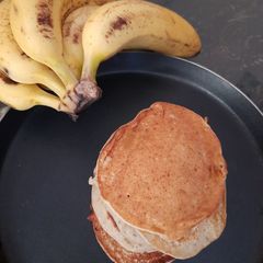 A picture of Banana pancakes.