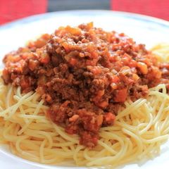 A picture of Meat Sauce Spaghetti.