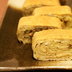 A picture of Tamagoyaki Made With Burdock Root Tea.