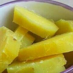 A picture of Boiled sweetpotatoes.