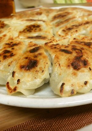 A picture of Juicy Meat Gyoza.
