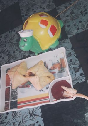 A picture of Veg puffs.