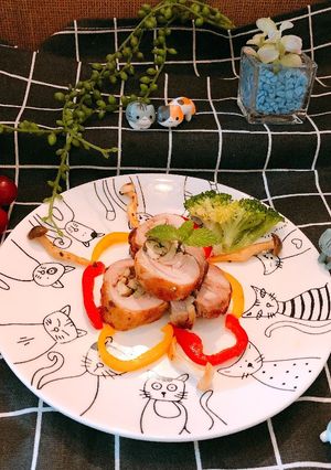 迷迭香雞肉捲 的食譜成品照片