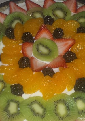 A picture of Fruit Pizza.