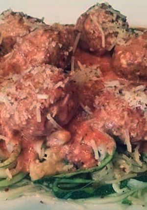 A picture of Zoodles with Turkey Meatballs and Tomato Cream Sauce.