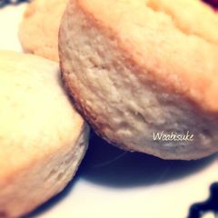 A picture of English Scones.