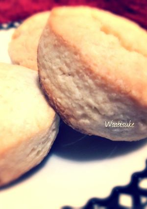 A picture of English Scones.