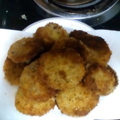 A picture of Fried Green Tomatoes with Garlic Panko Crumbs.