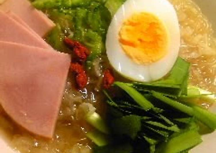 Steps to Prepare Perfect Ramen-style Glass Noodle Soup for Dieters