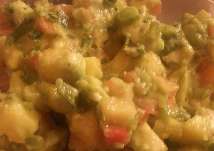 Simple Way to Make Super Quick Homemade Pineapple Guacamole