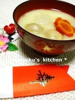 A picture of Kyoto White Miso Ozouni (Mochi Rice Cake Soup for New Years).