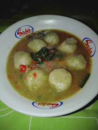 Cara Gampang Membuat Resep 139. Bakso Pentol Ayam Sayuran Kuah Pedas by Uliz Kirei yang Uenak Anti Ribet, Lezat Sekali