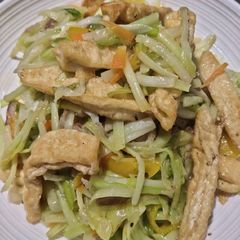 A picture of Tofu with Chives.