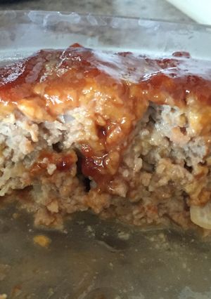 A picture of Traditional Meatloaf.
