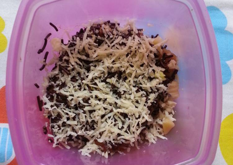 Resep Pisang Penyet Tabur Meises & Keju Parut oleh Endah 