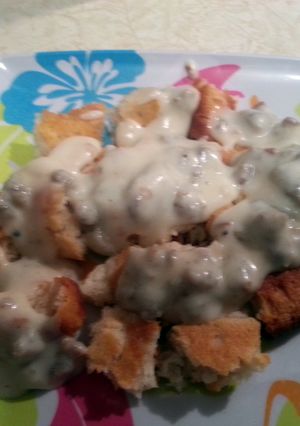 A picture of Sausage Gravy.