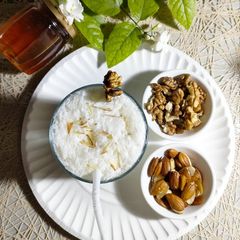 A picture of Banana & Nuts Smoothie 🥤.